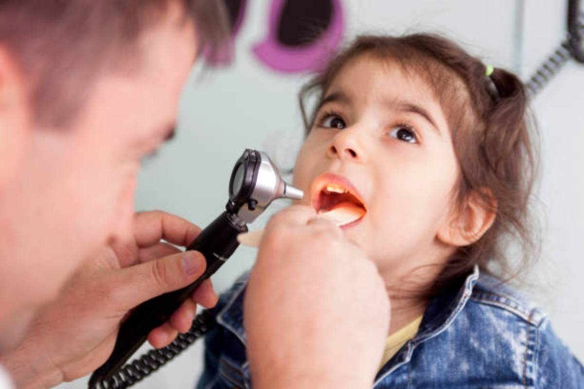 How Pediatric Dentists Detect Dental Problems Early